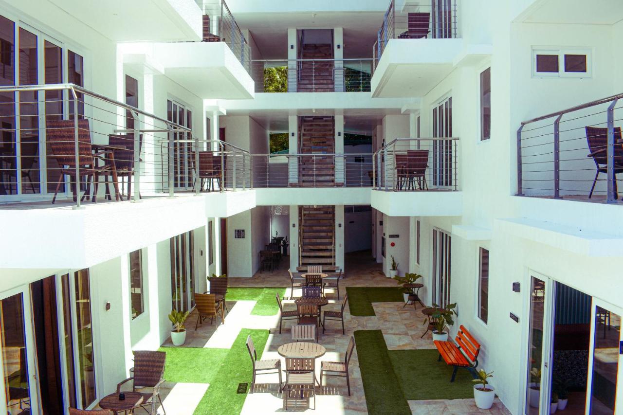 Aira Boracay Hotel Balabag  Exteriör bild