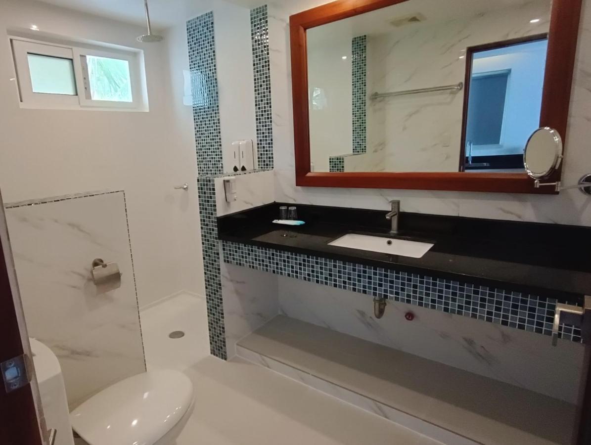 Aira Boracay Hotel Balabag  Exteriör bild