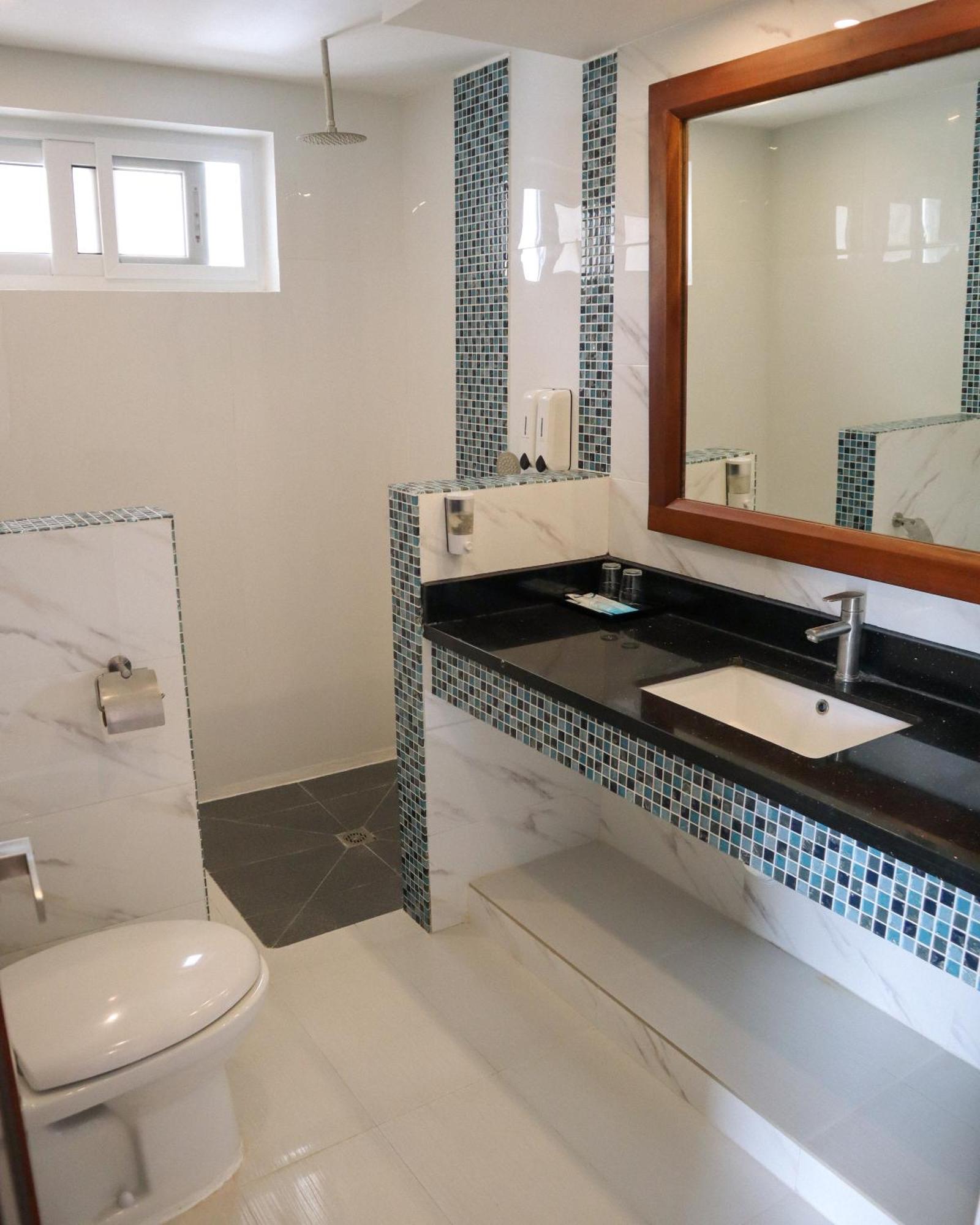 Aira Boracay Hotel Balabag  Exteriör bild